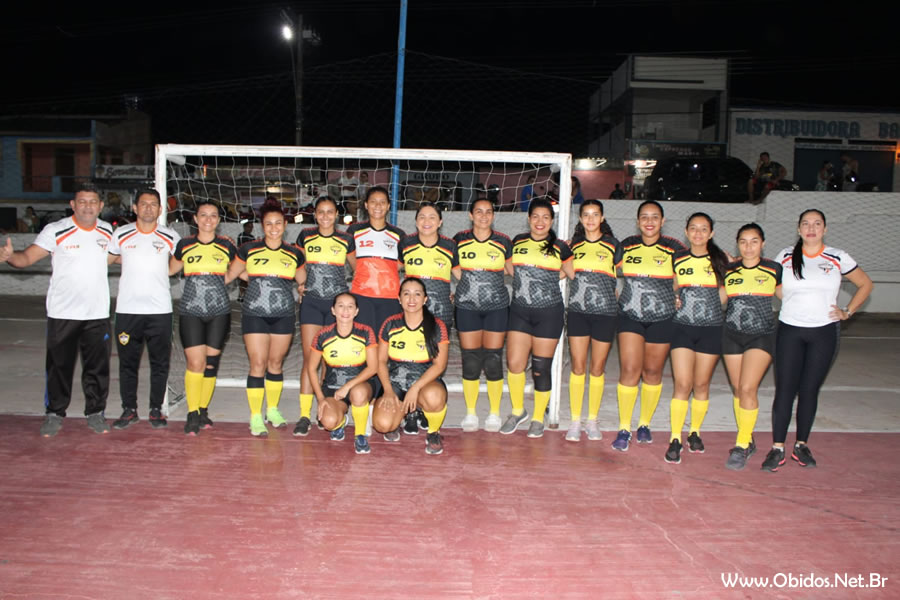O I Campeonato de Handebol de Óbidos teve como campeãs as equipes Handgirls e Asvo