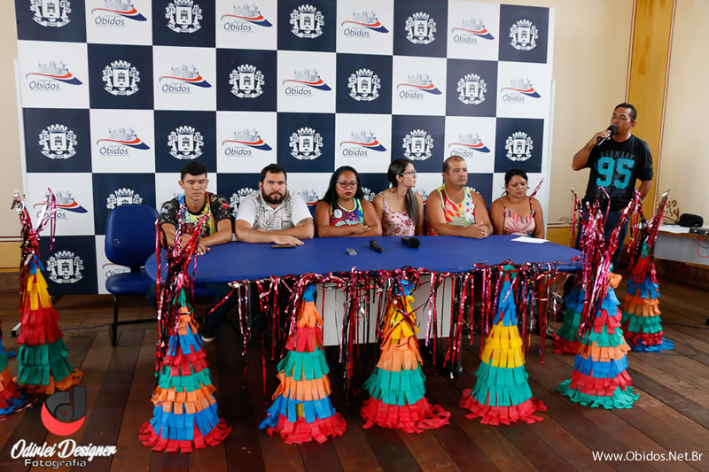 Coletiva à imprensa