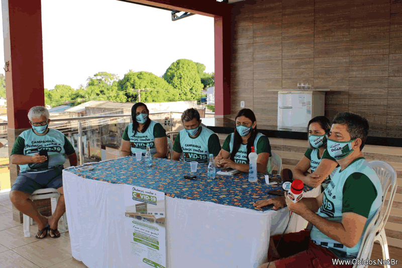 Membros da ação solidária “Obidenses Contra o Covid-19”