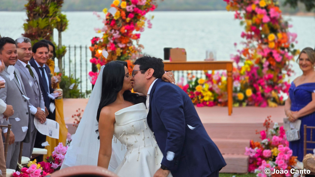 Carol e Thiê Amaral celebram união matrimonial em Alter do Chão
