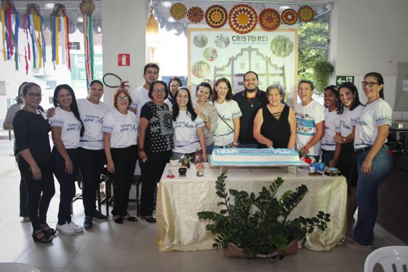 Servidores da Secretaria de Turismo no Corte do Bolo 