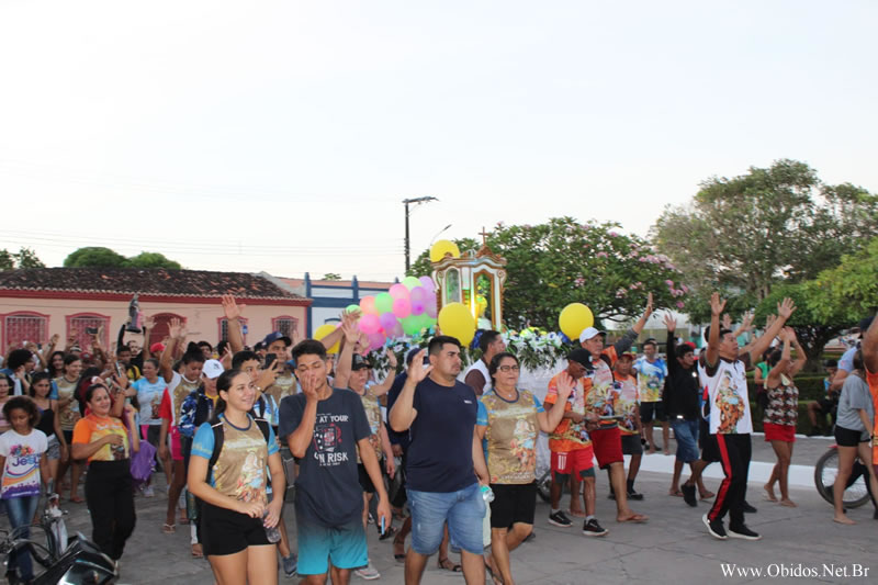 A Caminhada de Fé com Sant´Ana percorreu cerca de 22km do Cipoal até Óbidos